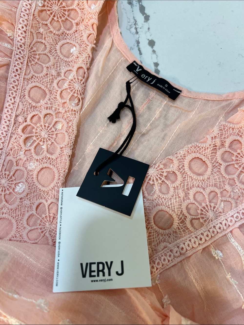 Very J V- neck Blouse Peach Lace-Trim Sheer Peasant Tunic size S - Picture 13 of 14